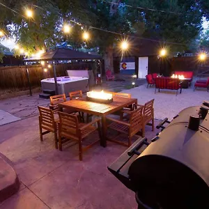 Perfect Urban Sanctuary For 8 W Hot Tub Near Park Holiday home Denver
